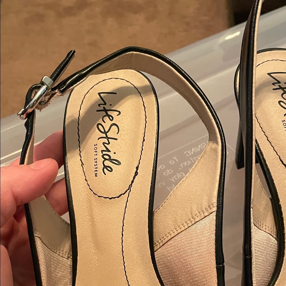 Life Stride Black Slingback Heels - Picture 2 of 3
